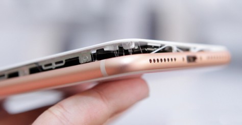 Des batteries de iPhone 8 Plus se mettent à gonfler